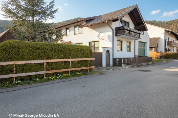 Ein- oder Zweifamilienhaus mit Große Lagerfläche und Nebengebäuden in Sieding, Niederösterreich