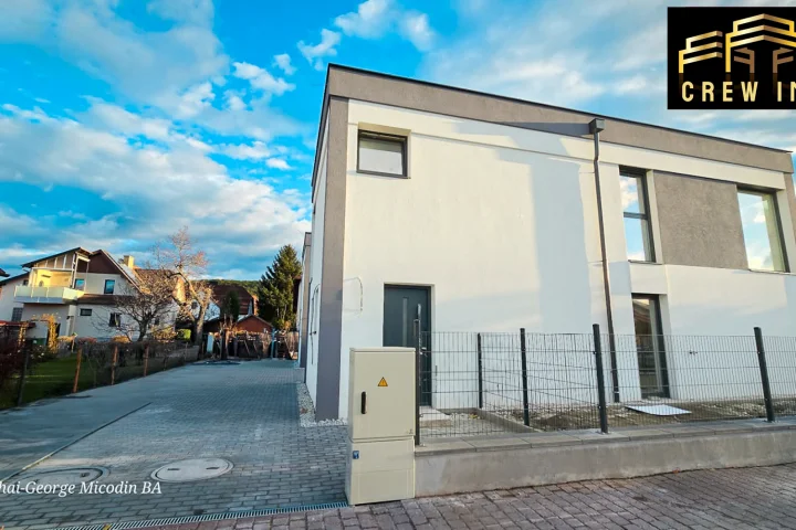 Miete mit Kaufoption - Moderne Doppelhaushälfte in Wimpassing, 4 Zimmer, Garten, Erstbezug.