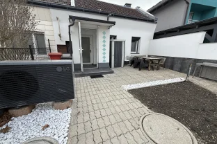 Modernisiertes 4-Zi-Reihenhaus in ruhiger Lage – 2440 Moosbrunn mit Fußbodenheizung, Luftwärmepumpe!